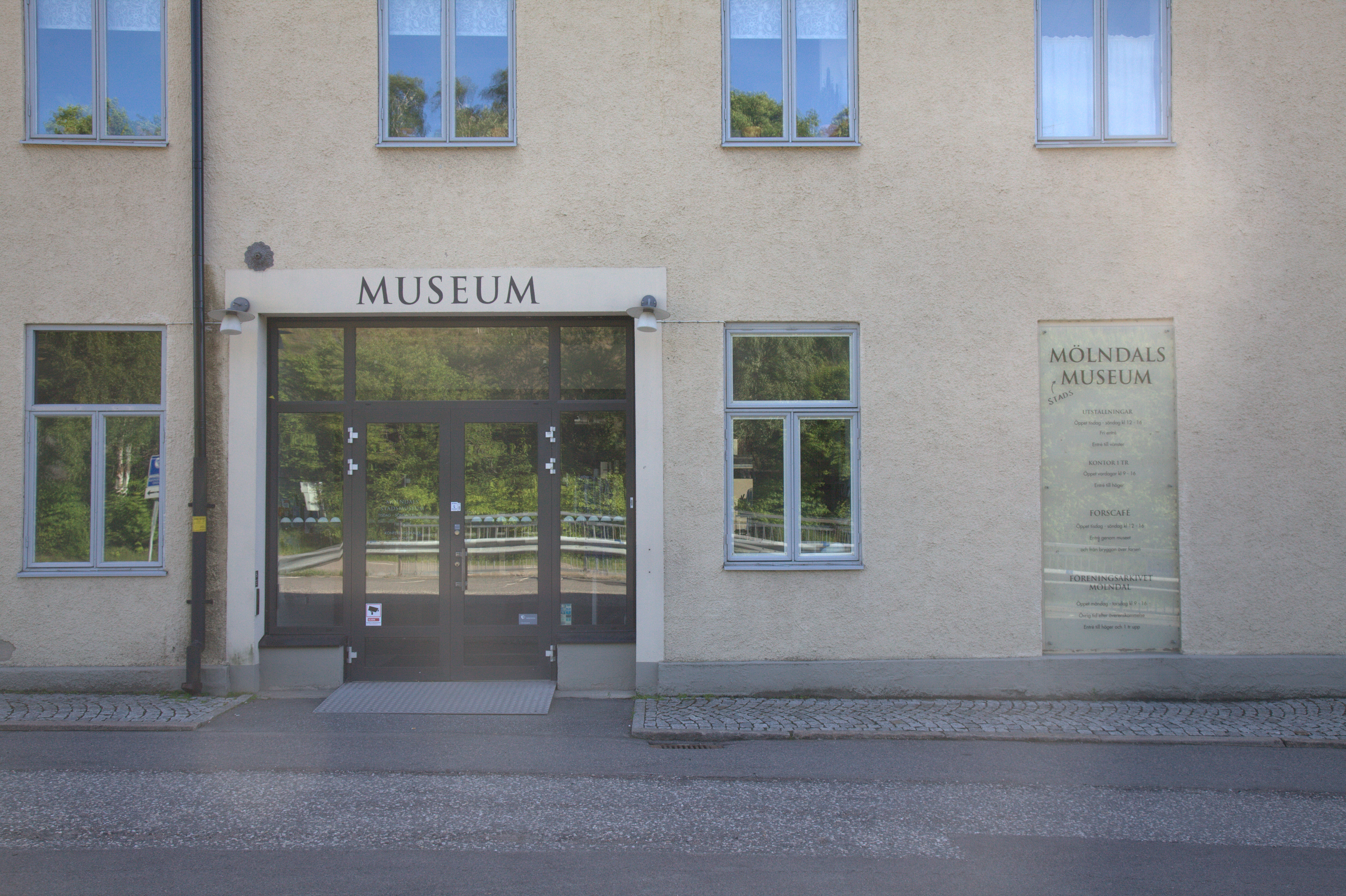 Städa i tid och otid – en utställning av Mölndals museum